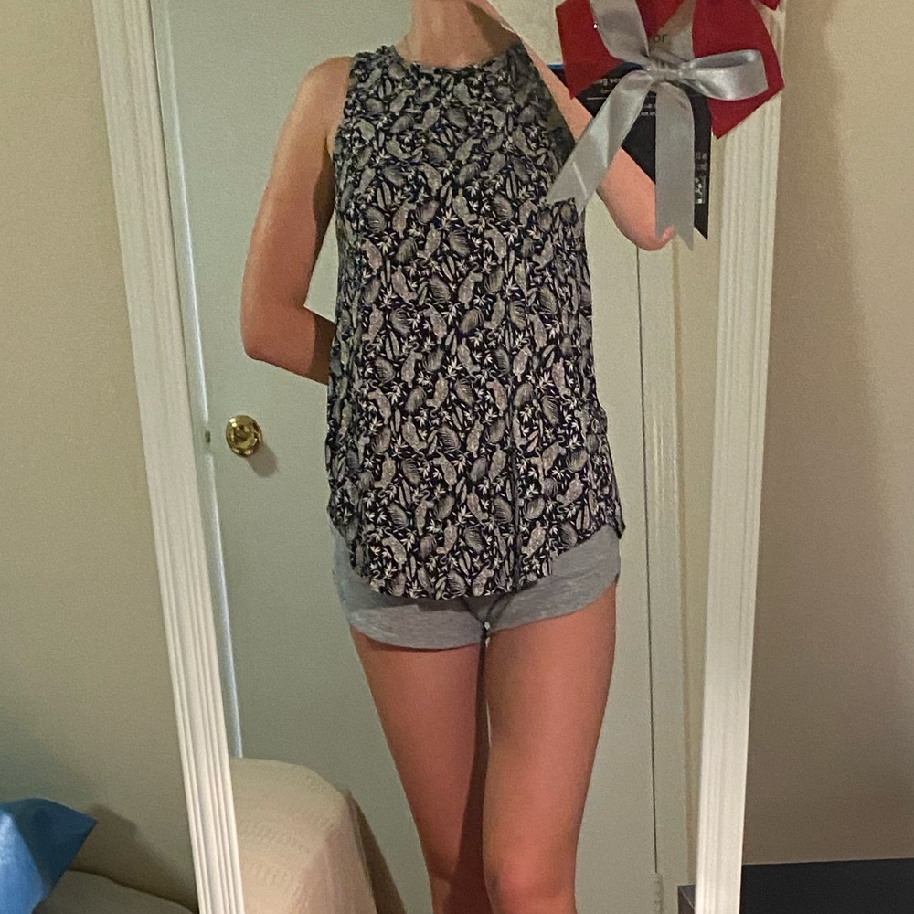 Old Navy tank top